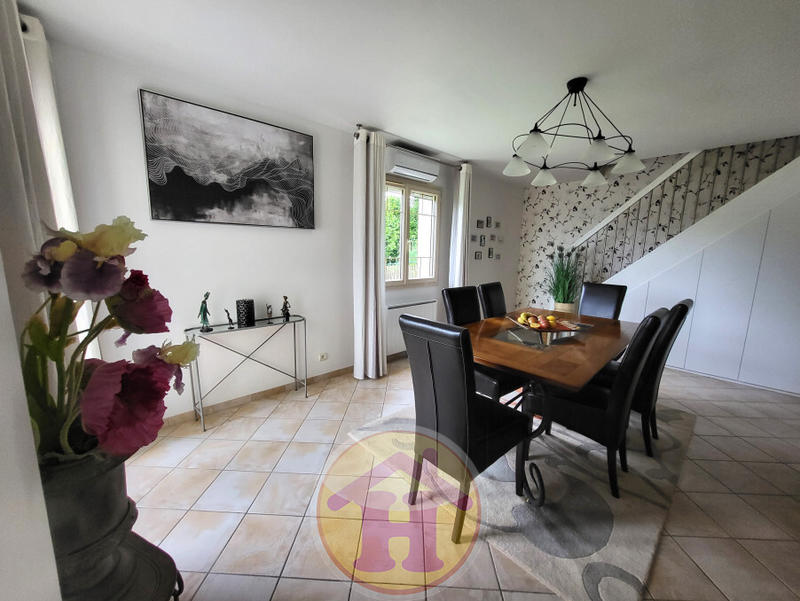 Maison - 165 m² - 6 pièces