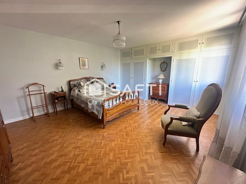 Maison - 120 m² - 7 pièces