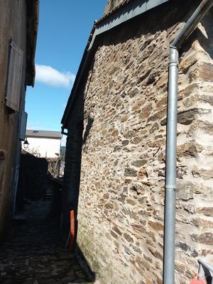 Maison - 90 m² - 3 pièces