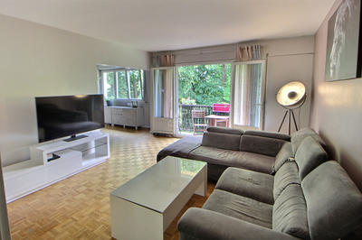 Appartement - 93 m² - 5 pièces