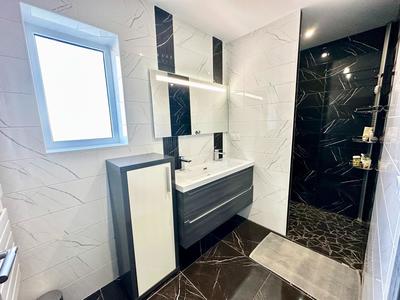 Maison - 175 m² - 5 pièces