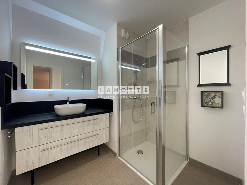 Appartement - 67 m² - 3 pièces