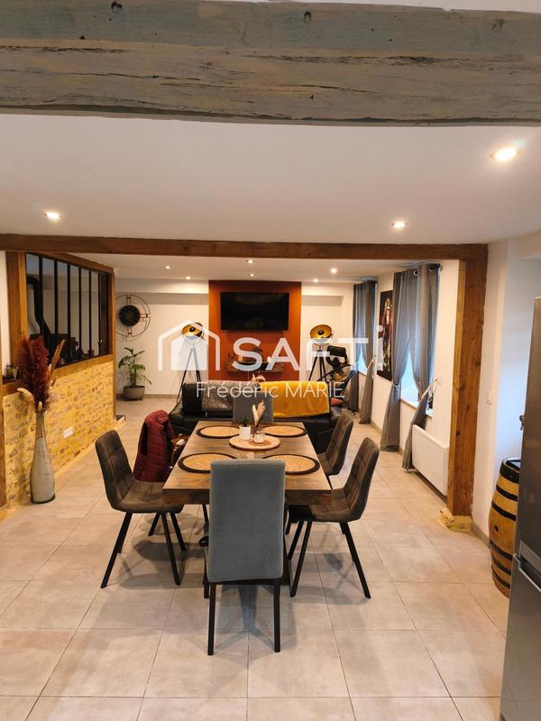 Maison - 121 m² - 6 pièces