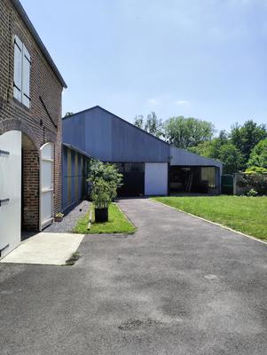 Maison - 275 m² - 10 pièces