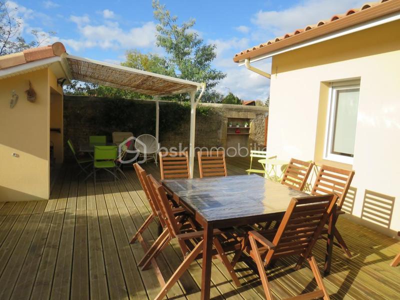 Maison - 90 m² - 4 pièces