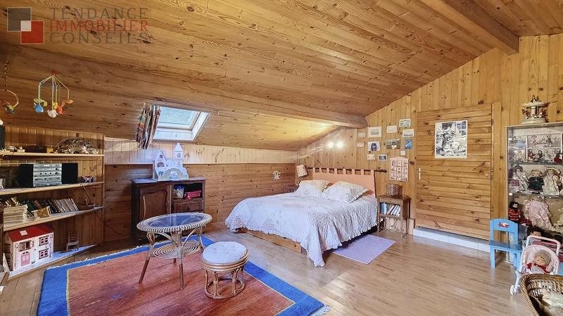 Maison - 528 m² - 17 pièces