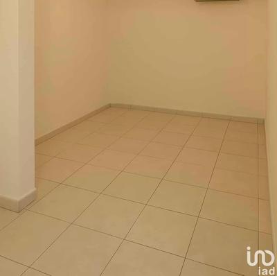 Local commercial - 121 m²