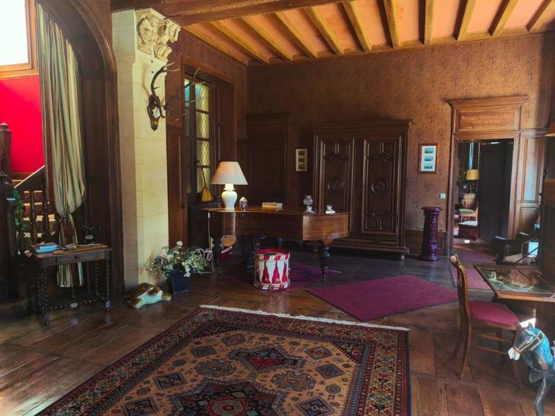 Château - 870 m² - 43 pièces