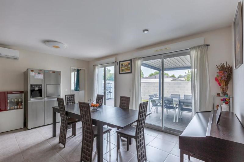 Maison - 99 m² - 5 pièces