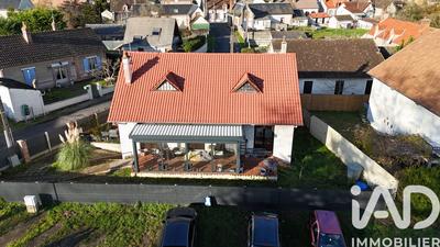 Maison - 161 m² - 7 pièces