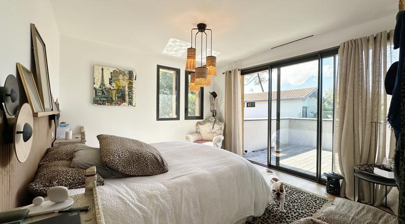 Maison d'architecte - 215 m² - 6 pièces