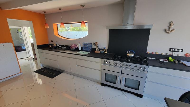 Maison contemporaine - 157 m² - 6 pièces