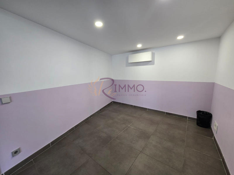 Local commercial - 120 m²
