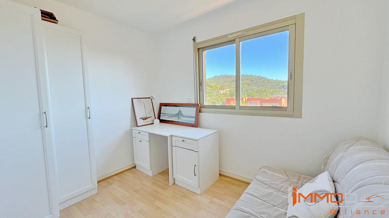 Appartement - 80 m² - 3 pièces