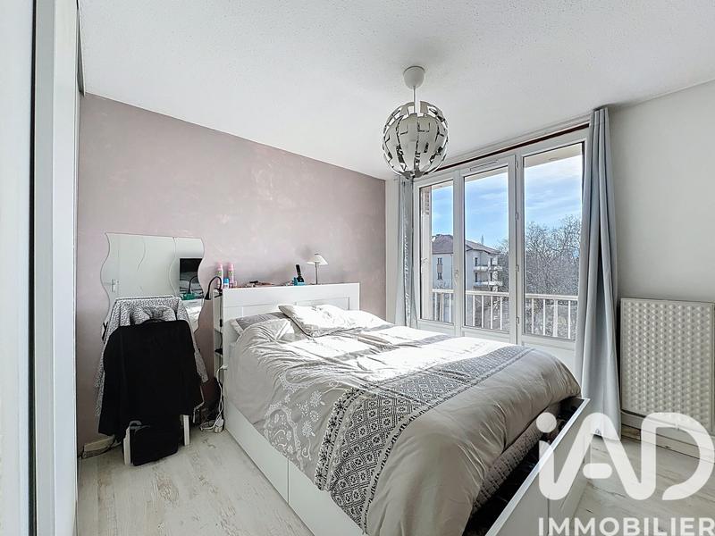 Appartement - 79 m² - 4 pièces