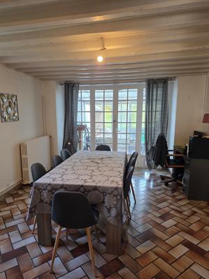 Maison - 105 m² - 6 pièces