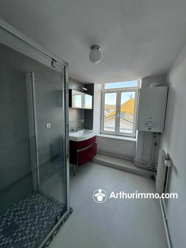 Appartement - 136 m² - 6 pièces