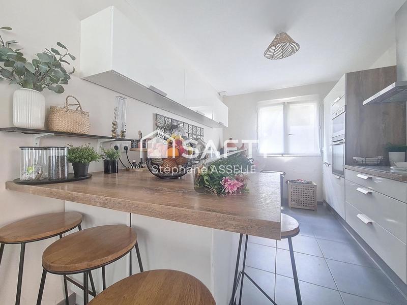 Maison - 103 m² - 4 pièces