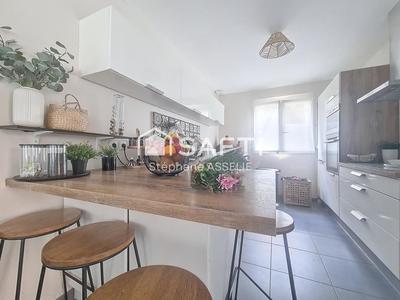 Maison - 103 m² - 4 pièces