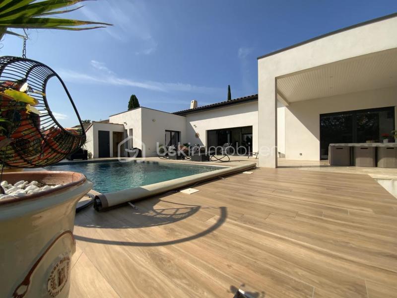 Maison - 180 m² - 6 pièces