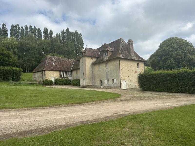 Maison - 420 m² - 12 pièces