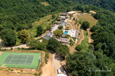 Maison - 700 m² - 26 pièces