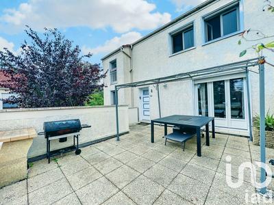 Appartement - 83 m² - 4 pièces