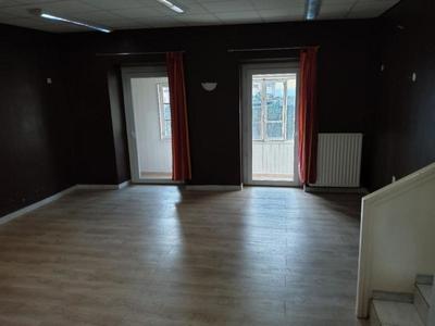 Bureau - 65 m²