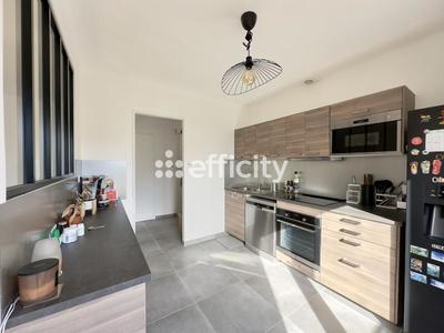 Appartement - 72 m² - 3 pièces