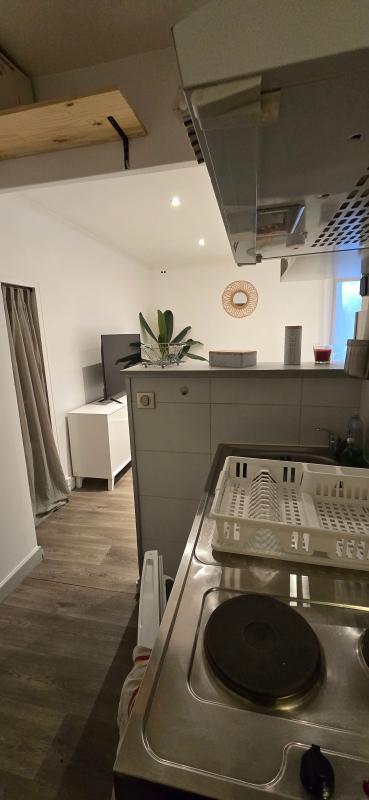 Studio - 25 m² - 1 pièce