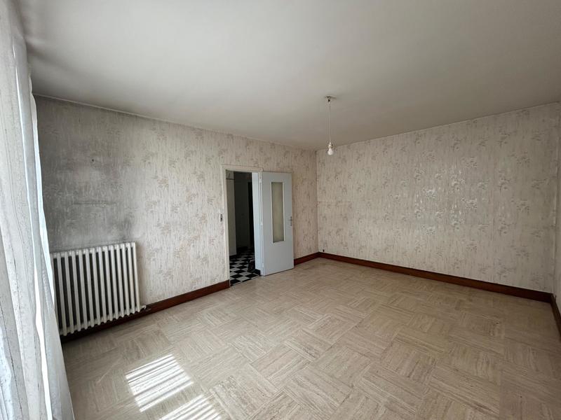 Maison de village - 90 m² - 4 pièces