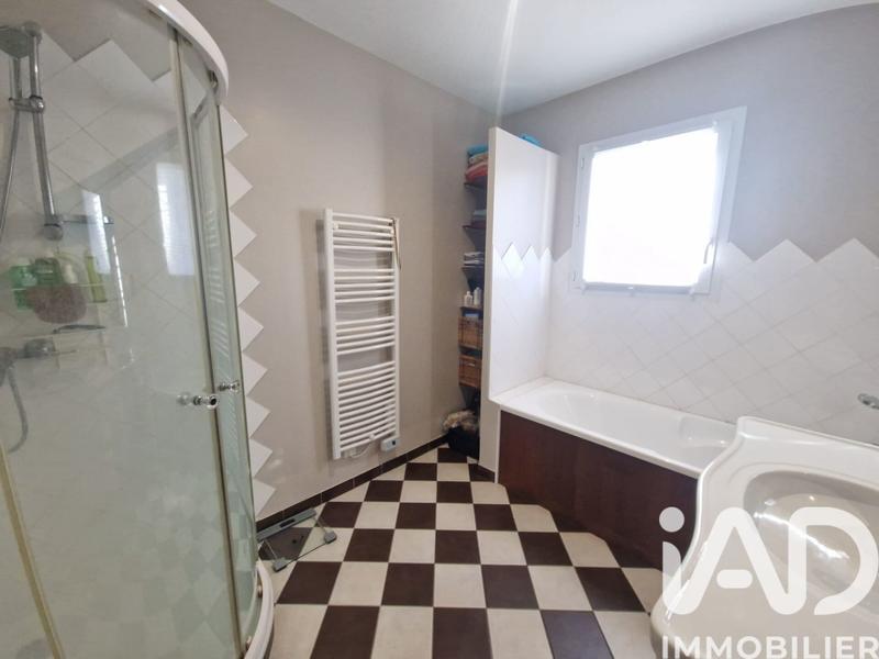 Maison - 102 m² - 4 pièces