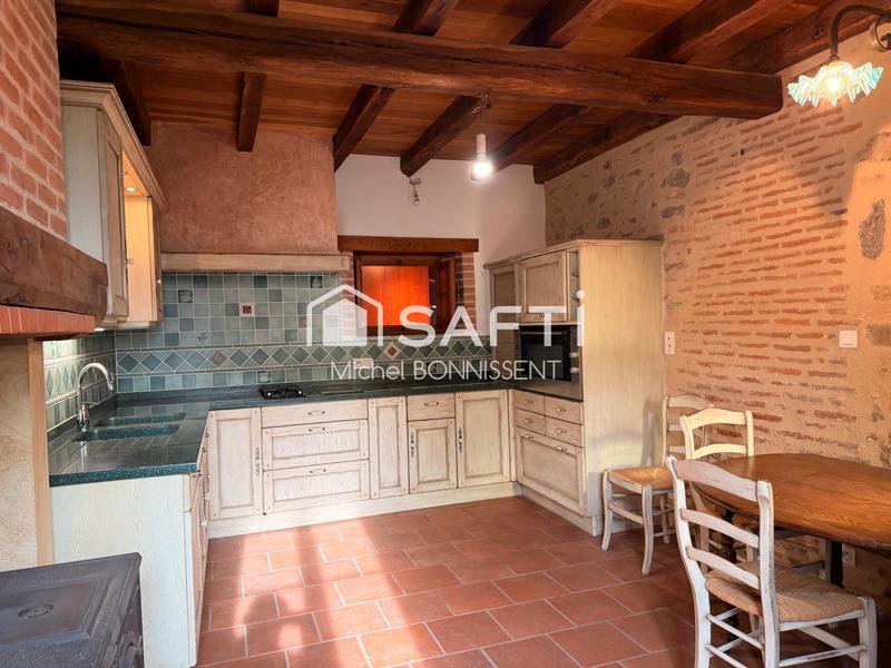 Maison - 140 m² - 6 pièces