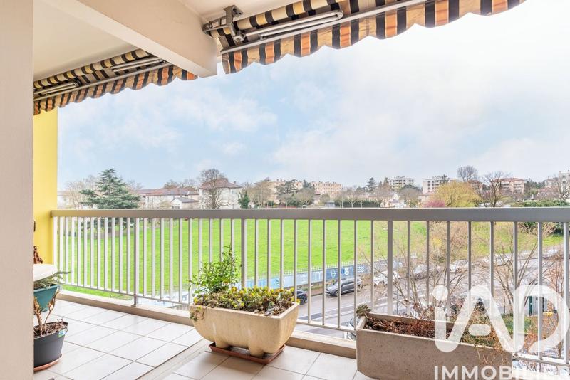 Appartement - 84 m² - 3 pièces