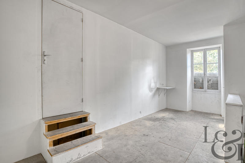 Local commercial - 237 m²