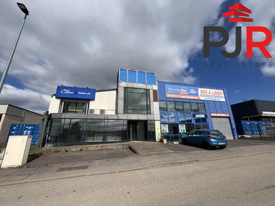 Local d'activités - 1 375 m²