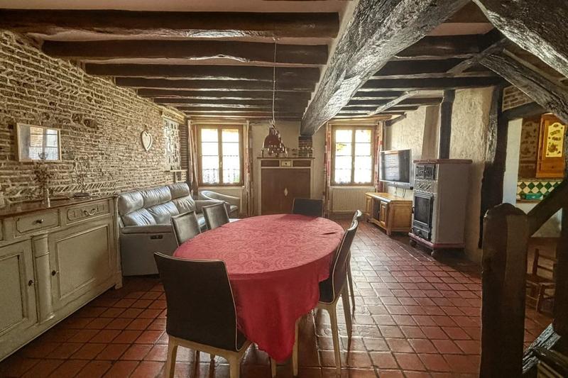 Maison - 183 m² - 6 pièces