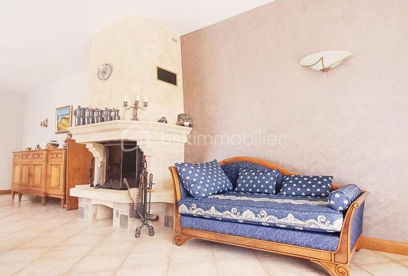 Maison - 200 m² - 8 pièces