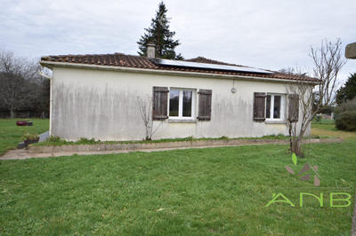 Maison - 110 m² - 4 pièces
