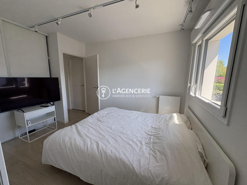 Duplex - 93 m² - 4 pièces