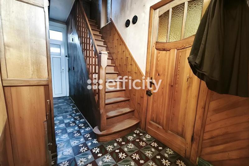 Maison - 164 m² - 8 pièces