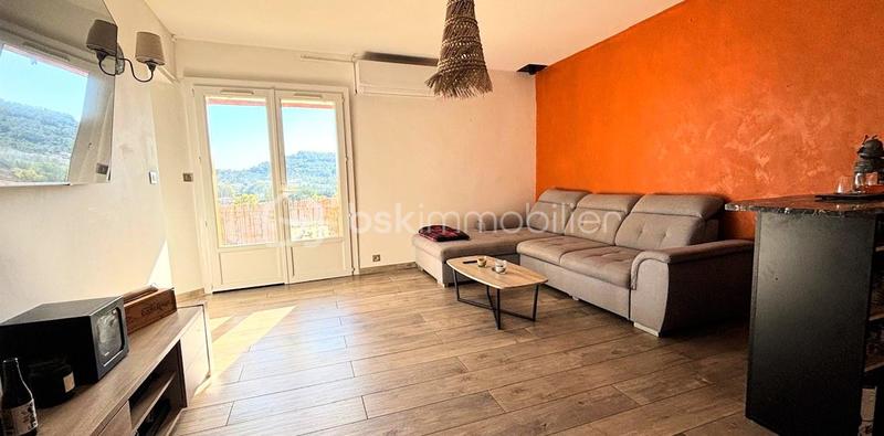 Maison de village - 110 m² - 4 pièces