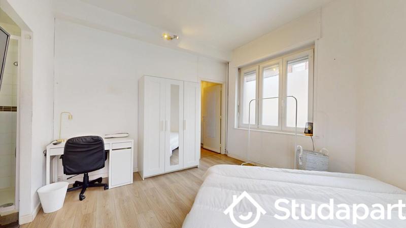 Chambre - 17 m² - 1 pièce