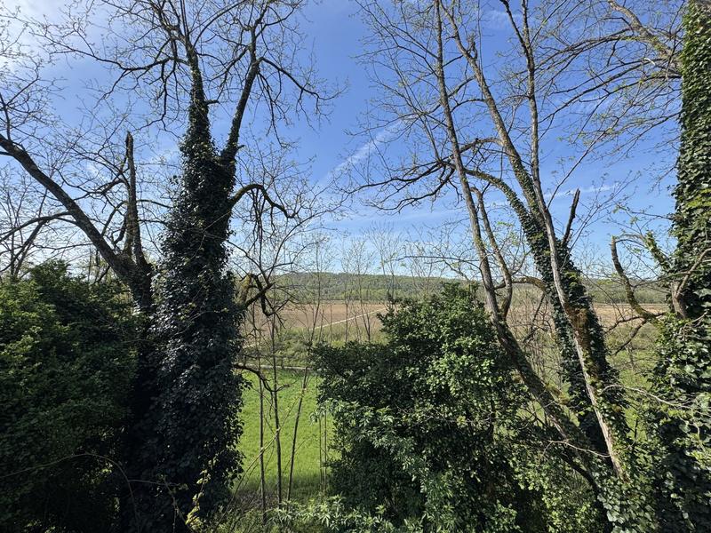 Maison traditionnelle - 211 m² - 7 pièces