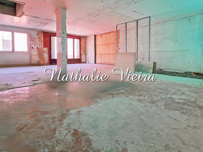 Appartement - 90 m² - 2 pièces