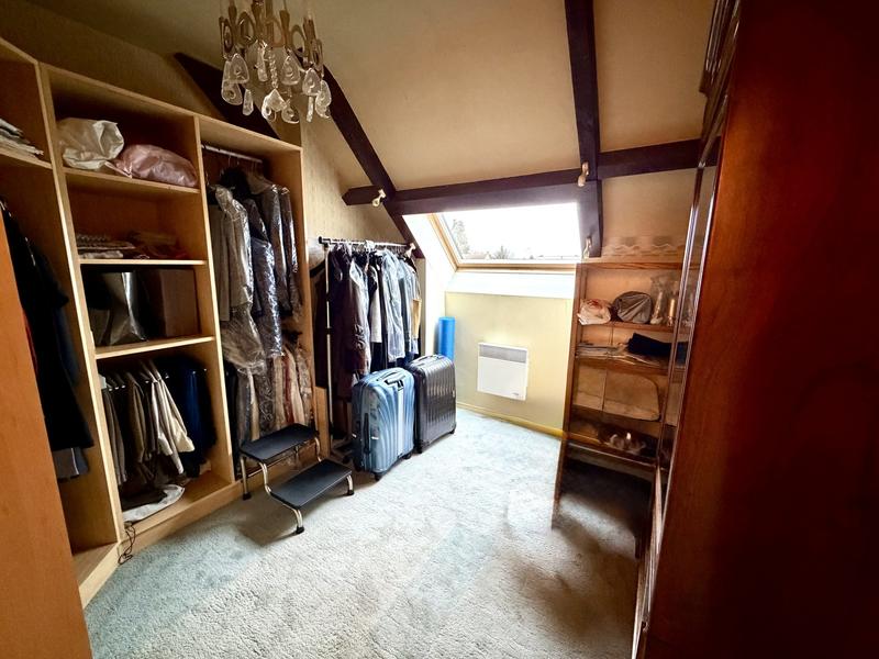 Maison traditionnelle - 150 m² - 7 pièces