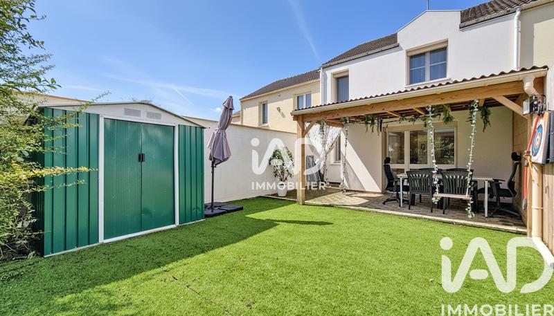 Maison - 99 m² - 4 pièces