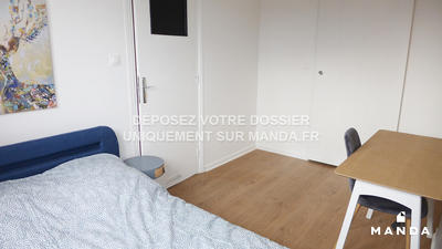 Chambre - 12 m² - 4 pièces