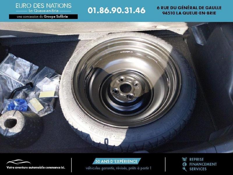 Toyota Yaris Hybride Pro 100h France Business