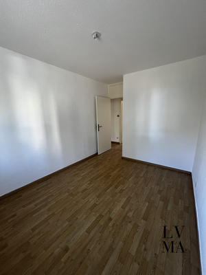 Appartement - 86 m² - 5 pièces
